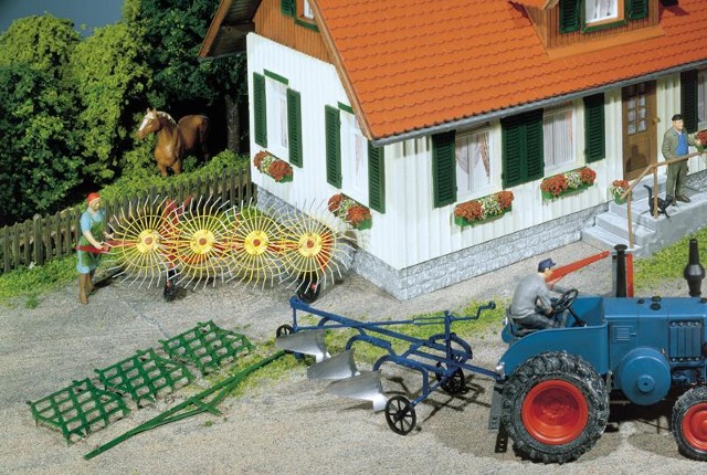 Pola 331606 - Farming Tools