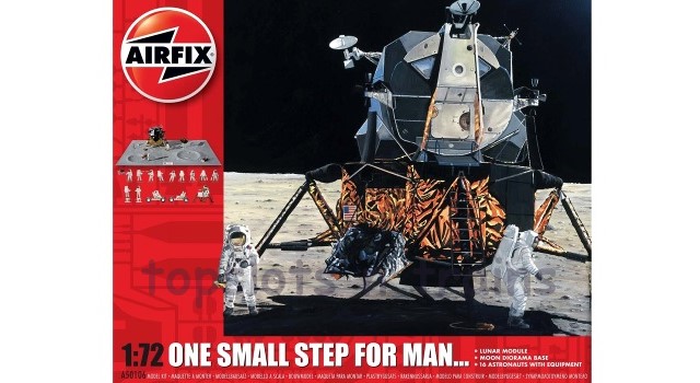 Airfix A50106 1/72 Scale Model Kit - One Small Step For Man Gift Set
