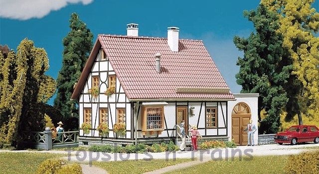 Faller 130215 OO/HO Scale Model Kit - Half-Timbered House With Garage