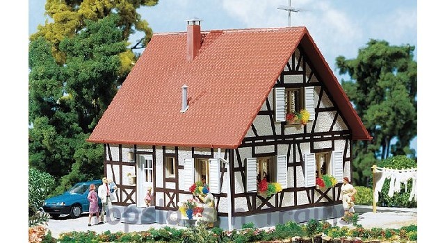 Faller 130222 OO/HO Scale Model Kit - Detached Family House With Timber Frame