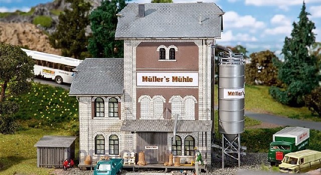 Faller 130228 OO/HO Scale Model Kit - Industrial Mill / Flour Mill - With Accessories