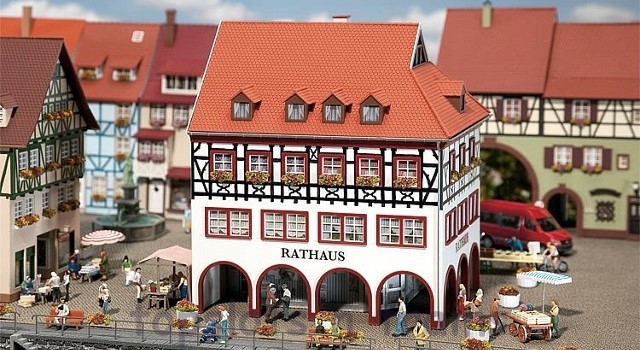 Faller 130491 OO/HO Scale Model Kit - Town Hall / Rathaus