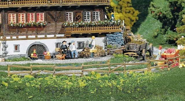 Faller 180406 OO/HO Scale Model Kit - Garden And Field Fences - Pack Of 4