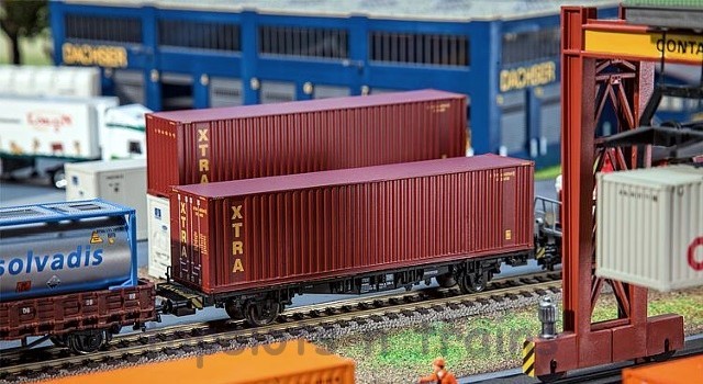Outland Models Train Railway Accessories 40ft Freight Container Brown x2 Z Scale 