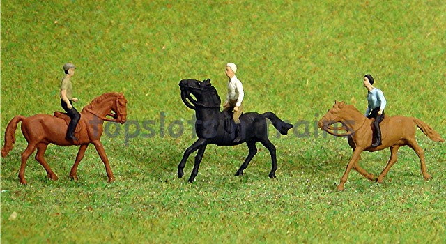 Faller 153027 HO/OO 1-87 Scale Figures - Horse Riders X 3 Figure Set