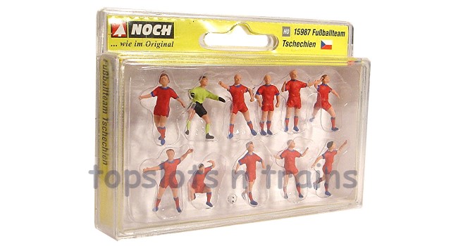 Noch 15987 OO/HO Scale Hand-Painted Figures - Football Team - Czech Republic Style