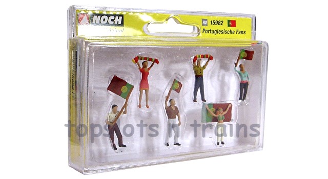 Noch 15982 OO/HO Scale Hand-Painted Figures - Portuguese Football Fans - Pack Of 6 People
