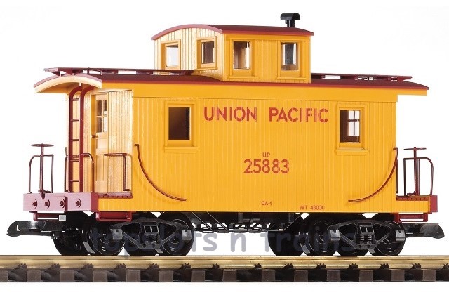 Piko 38830 G Scale - Union Pacific Wood Caboose - Up 25883
