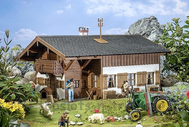 Pola 331785 G Scale - Alpine Mountain Farm Kit - Limited Edition