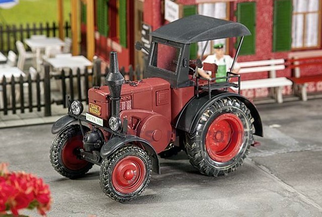 Pola 331902 G Scale - Lanz Bulldog Tractor Kit