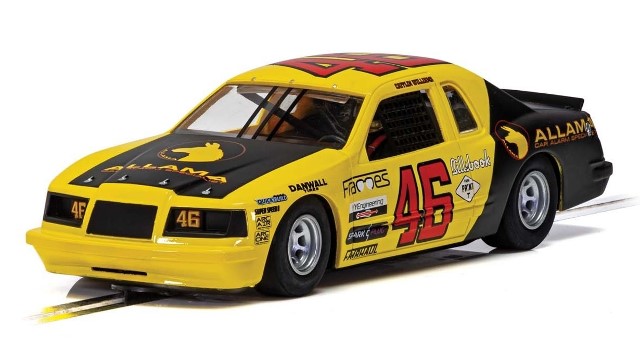 Scalextric C4088 - Ford Thunderbird Nascar Yellow And Black No 46