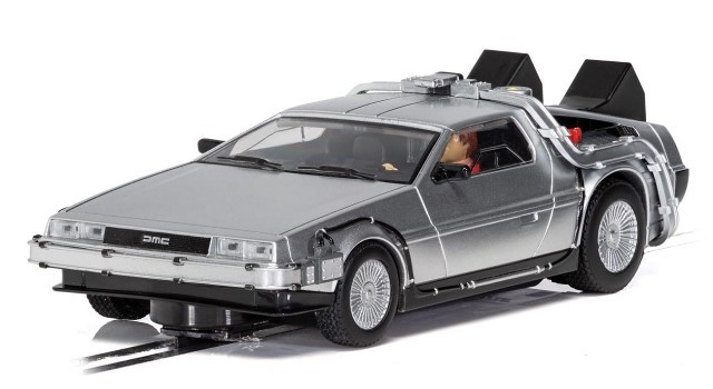 Scalextric C4117 - Delorean Back To The Future Doc Brown Mcfly