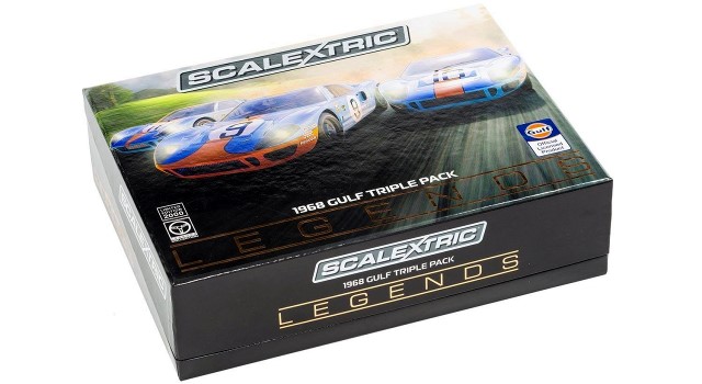 Scalextric C3896A Limited Edition - Gulf Ford GT40 Le Mans 1968 Legends Triple Pack