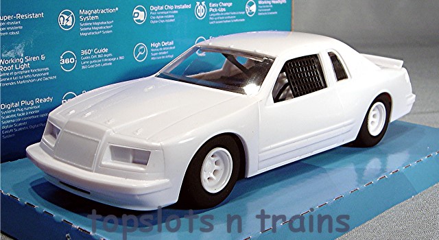 Scalextric C4077 - Ford Thunderbird White Nascar