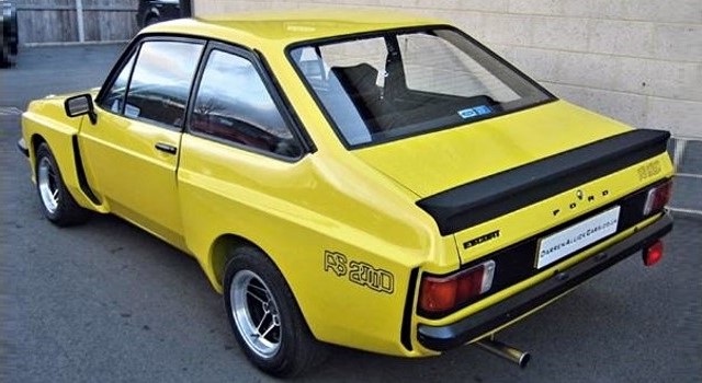 Teamslot TS-13002 - X-Pack Ford Escort MKII RS2000 Yellow